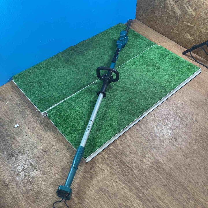 【店頭受取り限定】◇マキタ(makita) コードレスポールバリカン  MUN301LDZ【岩槻店】