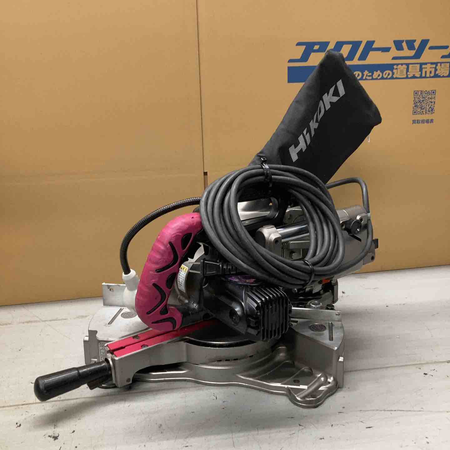 ☆ハイコーキ(HIKOKI ※旧:日立工機) 卓上スライド丸のこ C6RSH【戸田店 ☆ハイコーキ(HIKOKI ※旧:日立工機) 卓上スライド丸のこ C6RSH【戸田店