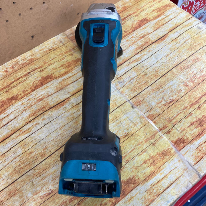 マキタ(makita) 100mmコードレスディスクグラインダ GA412DZ【川崎店】