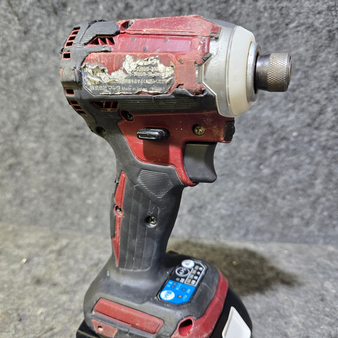 【中古品※手元ボタン使用不可】マキタ(makita) コードレスインパクトドライバー TD171DGXAR【桶川店】
