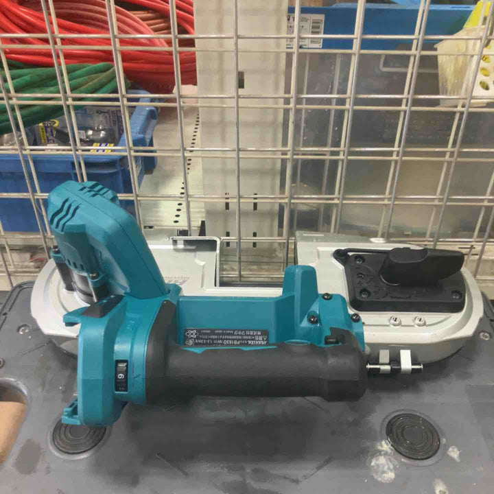 ★マキタ(makita) コードレスポータブルバンドソー PB183DZ【草加店】