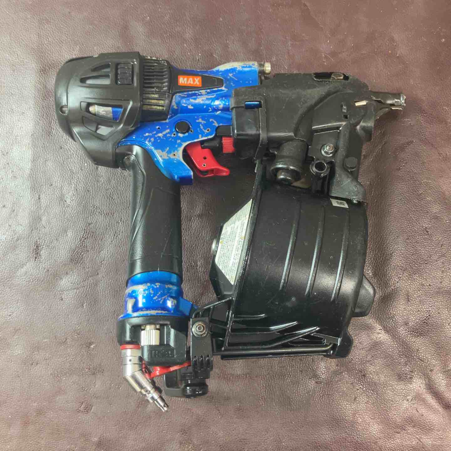 中古品】 マックス(MAX) 高圧エア釘打ち機 HN-65N2(D) 【東大和店