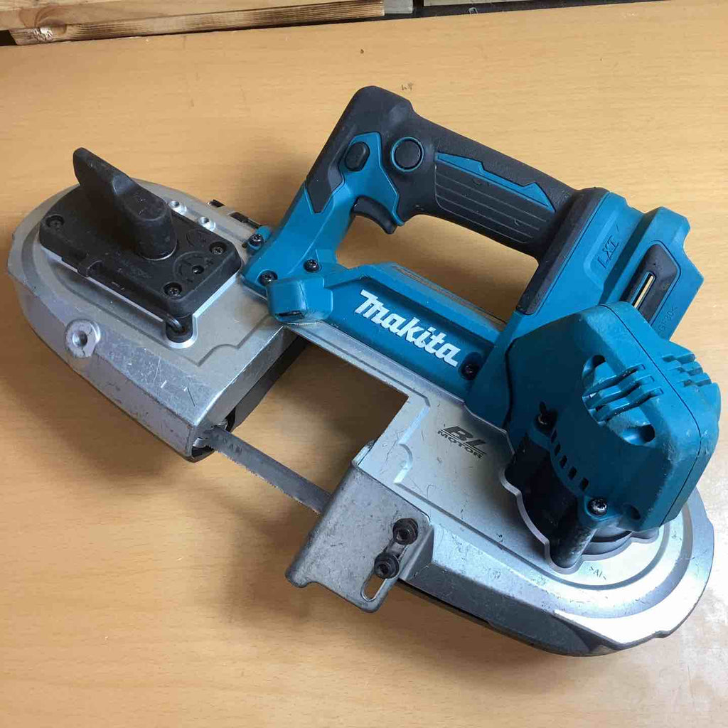 ★マキタ(makita) コードレスポータブルバンドソー PB184DZ【越谷店】 マキタ（makita） PB184DZ 18V充電式バンドソー 切断厚:51mm 本体のみ