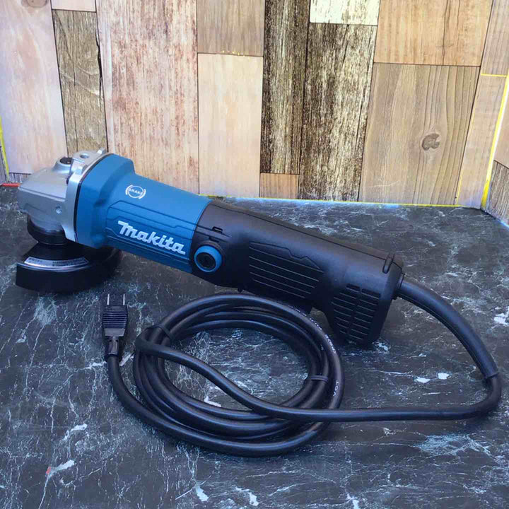 〇マキタ(makita) 100mmディスクグラインダ GA4060【八潮店】