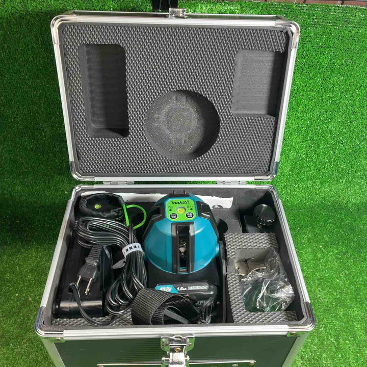 【美品】 マキタ (makita) 高輝度コードレスグリーンレーザー墨出し器 SK40GD 【藤沢店】