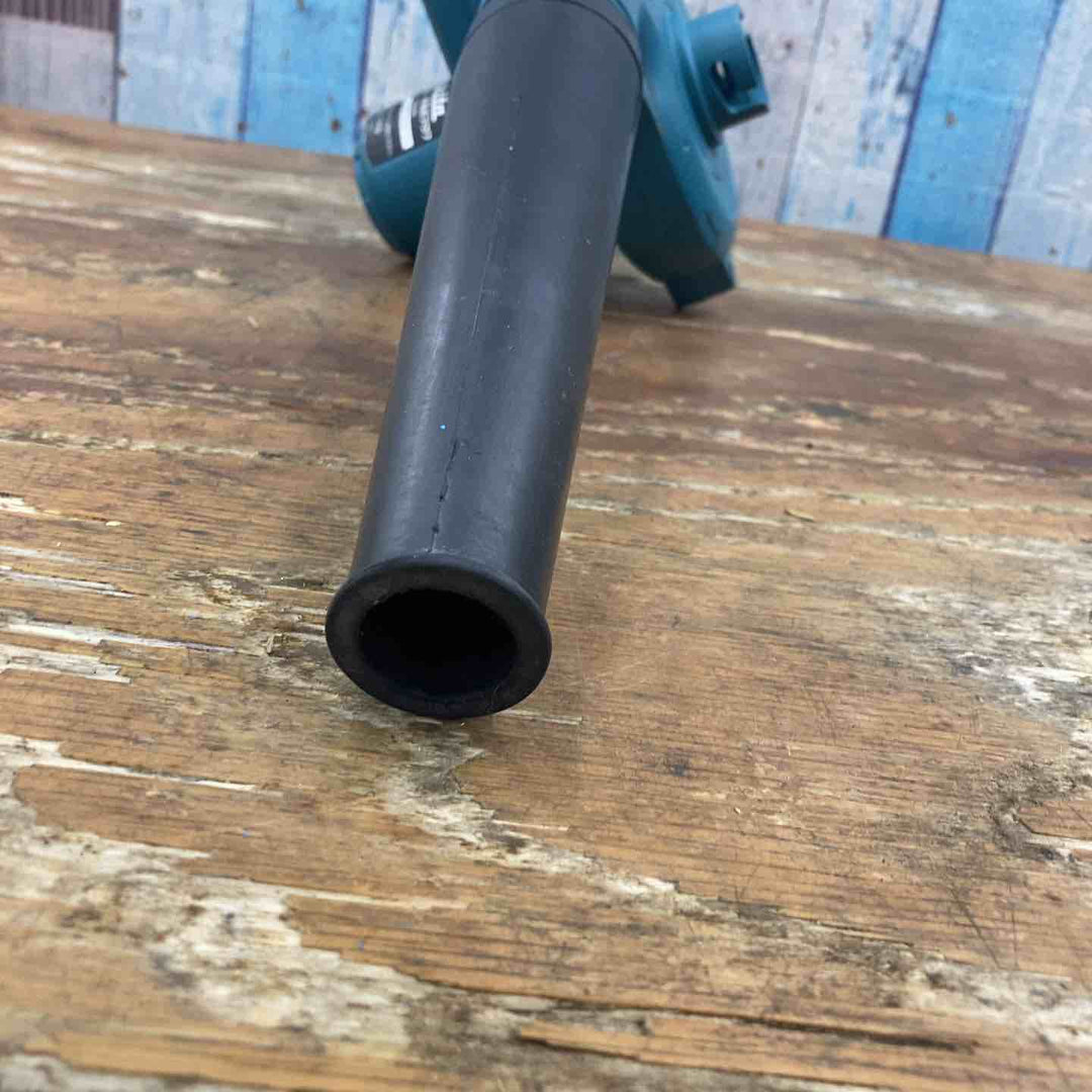 ☆マキタ(makita) コードレスブロワ UB142DZ【柏店】