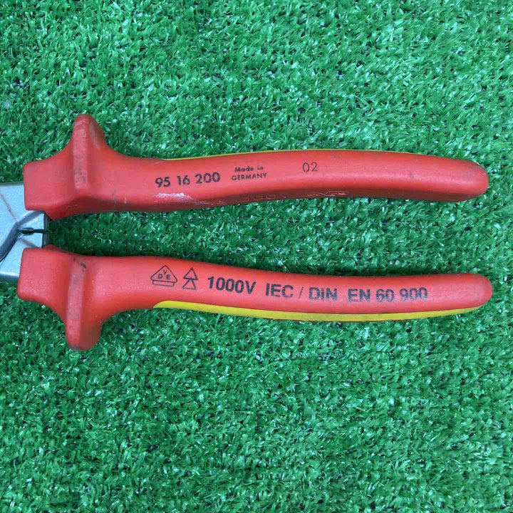 【中古品】 クニペックス/KNIPEX 絶縁ケーブルカッター 1000V 9516-200 【鴻巣店】