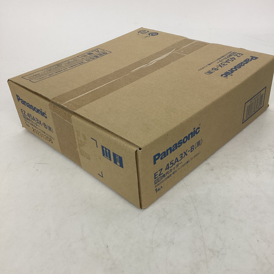 ◇パナソニック(Panasonic) コードレス角穴カッター 本体のみ EZ45A3X-B  ボードカッタ【狭山】