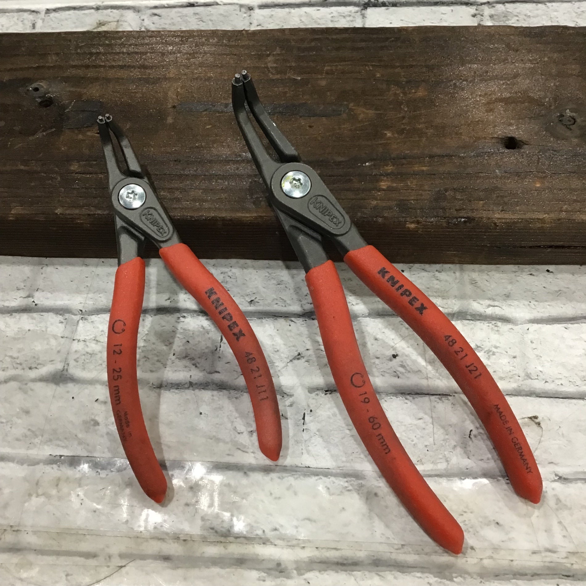 KNIPEX 4911-A2 軸用精密スナップリングプライヤー 直(SB