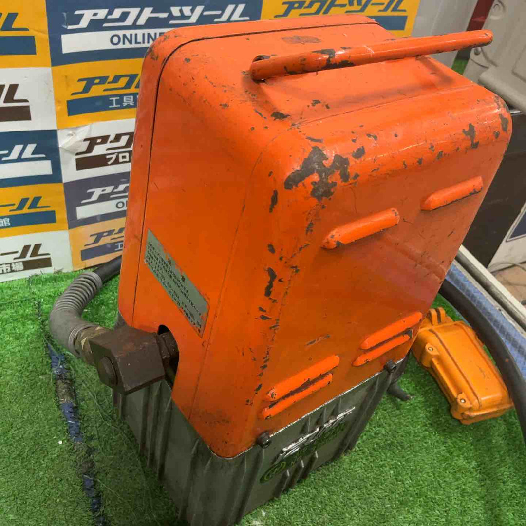 ◇泉精器(IZUMI) 電動リモコン式油圧ポンプ R14E-F【草加店】