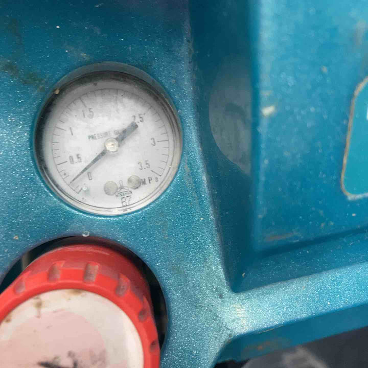 【中古品】マキタ(makita) エアコンプレッサー AC461XLH【川越店】