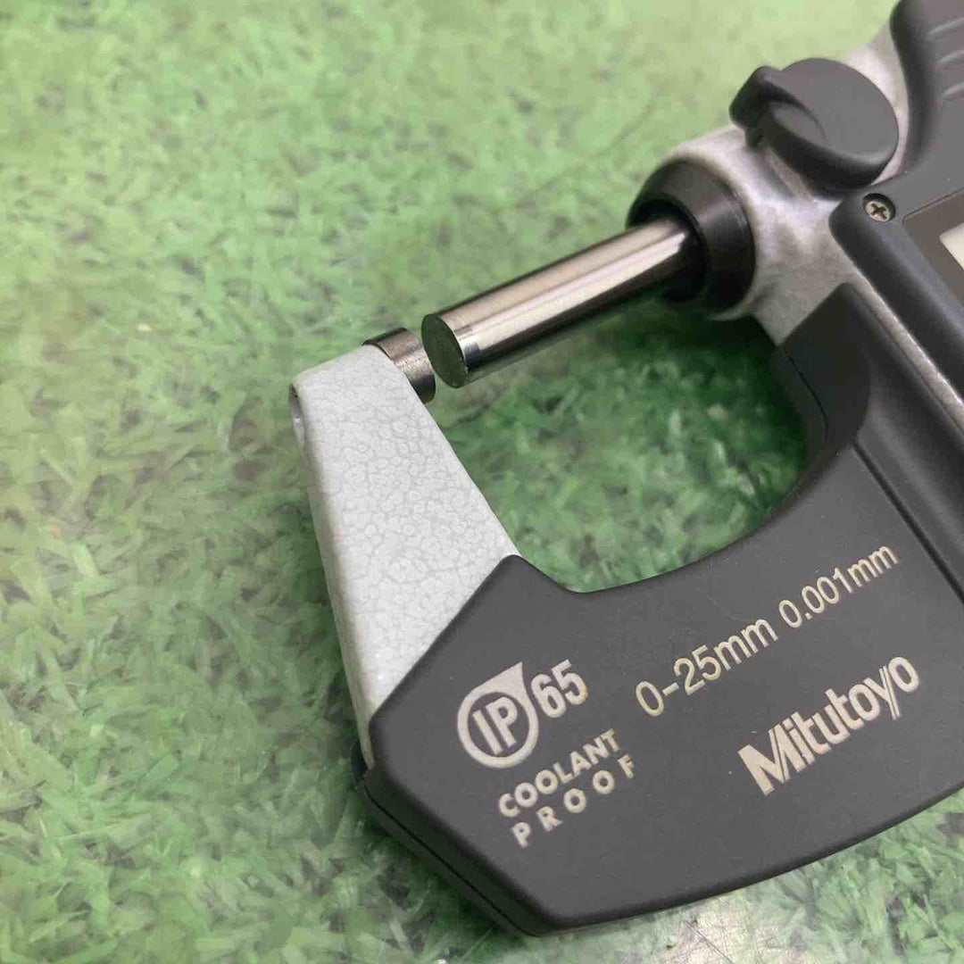 ミツトヨ(Mitutoyo) クーラントプルーフマイクロメータ MDC-25MX 293-230-30【町田店】