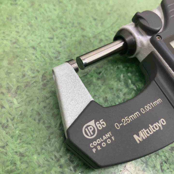 ミツトヨ(Mitutoyo) クーラントプルーフマイクロメータ MDC-25MX 293-230-30【町田店】