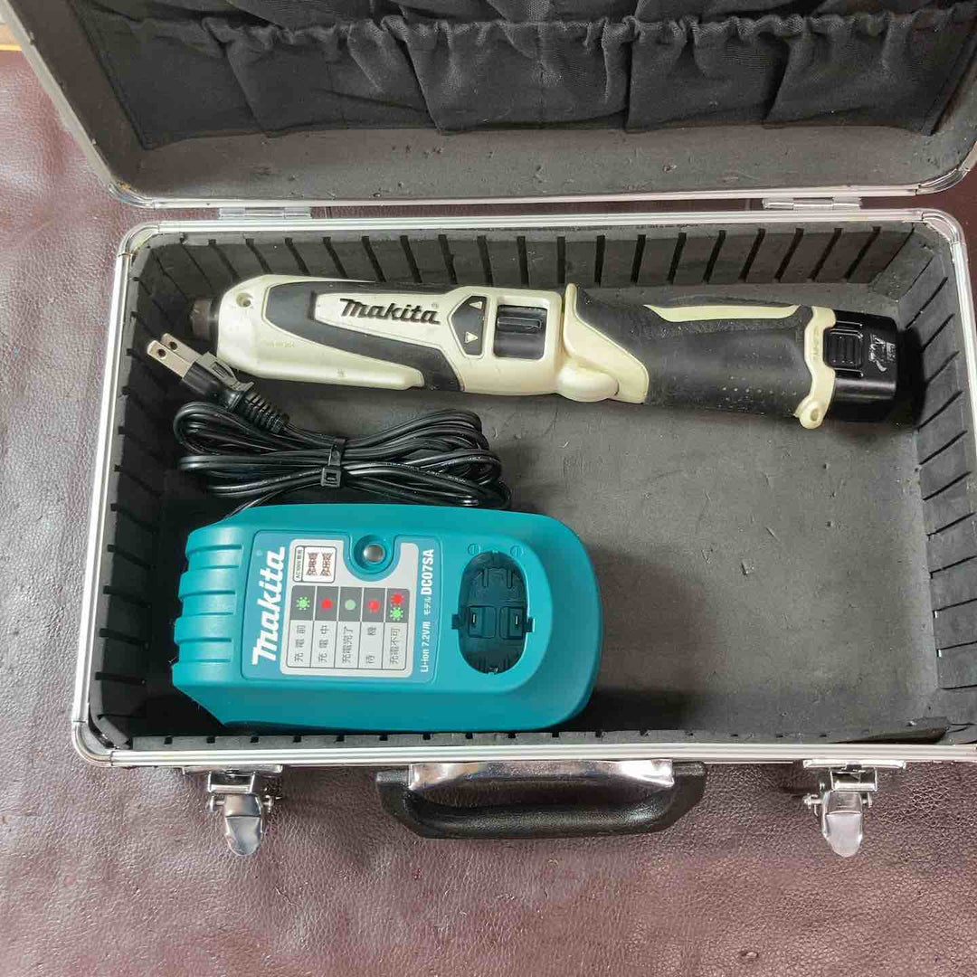 【中古品】マキタ(makita) コードレスペンインパクトドライバ TD021DSW【東大和店】