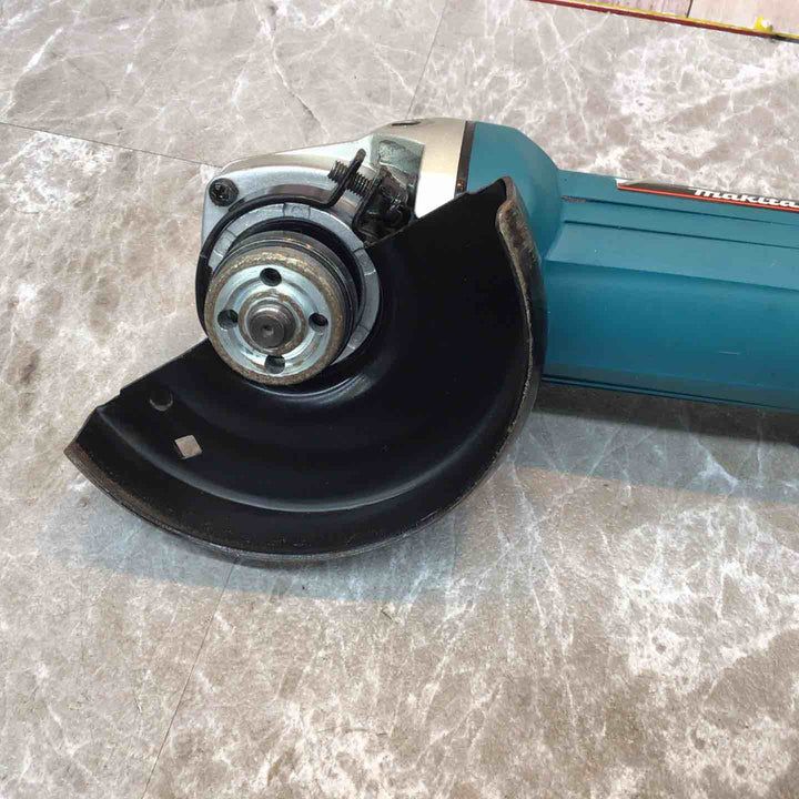☆マキタ(makita) 100mmディスクグラインダ 9533B【八潮店】