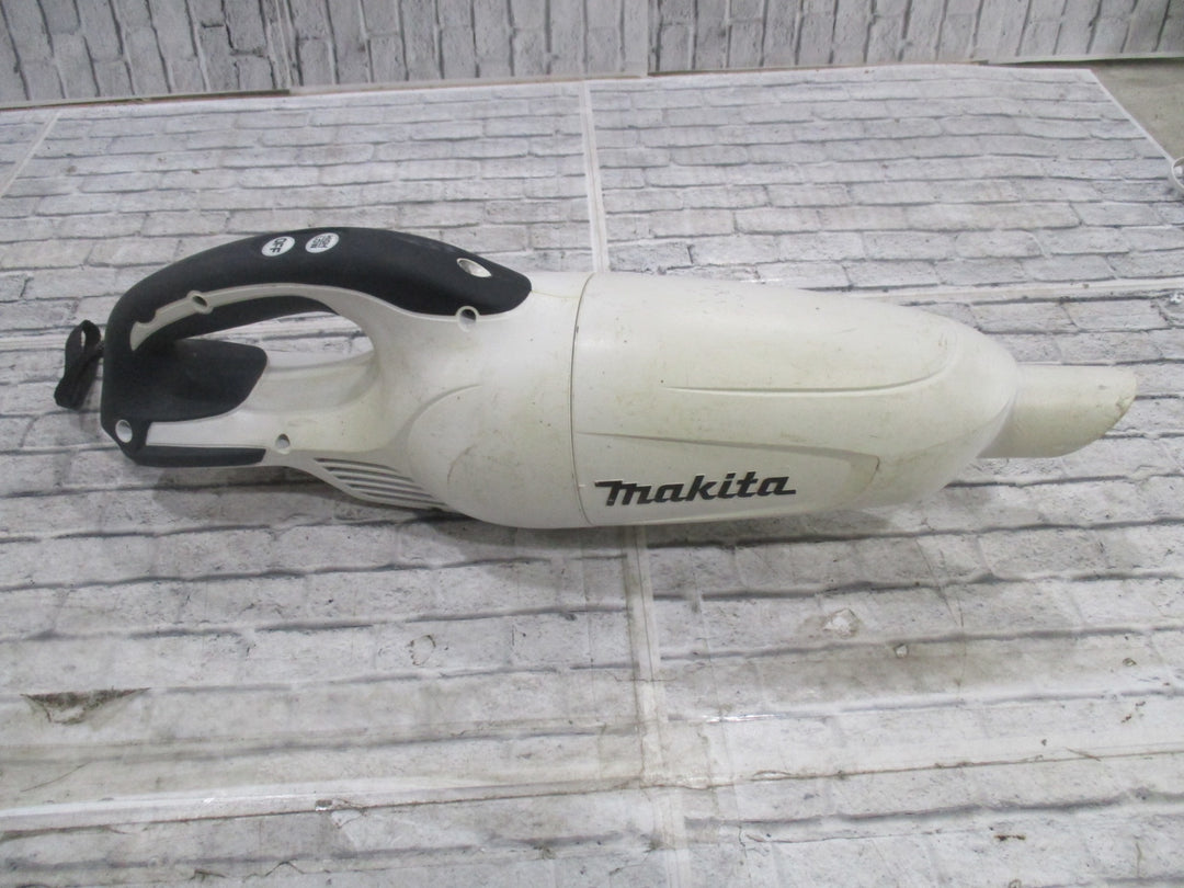 ☆マキタ(makita) コードレスクリーナー CL141FDZW【川口店】