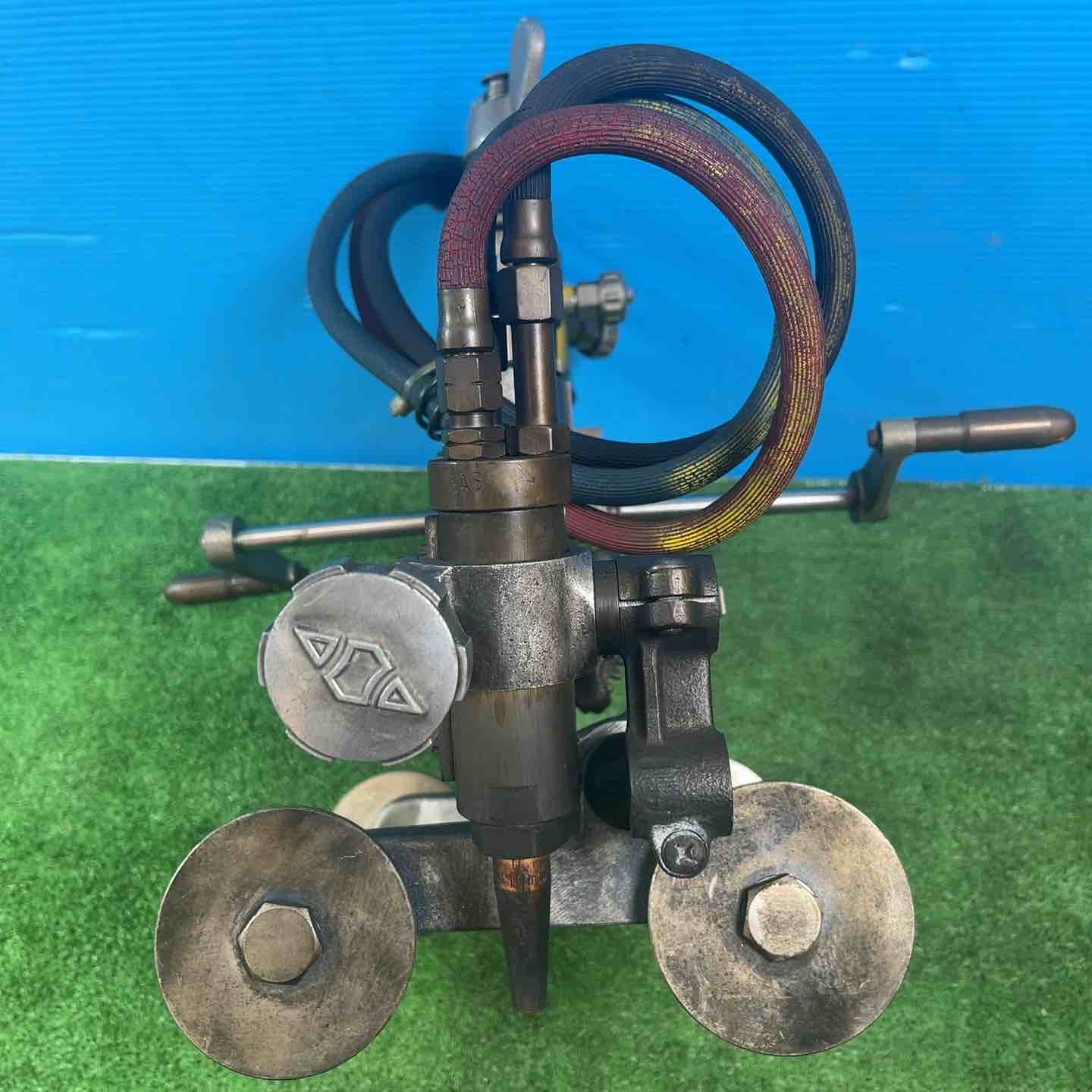 小池酸素工業 パイプ切断機 PICLE1-2【川崎店】 小池酸素パイプ切断器 PICLE1-II パイクル1号II型 ガス溶断器 ※動作