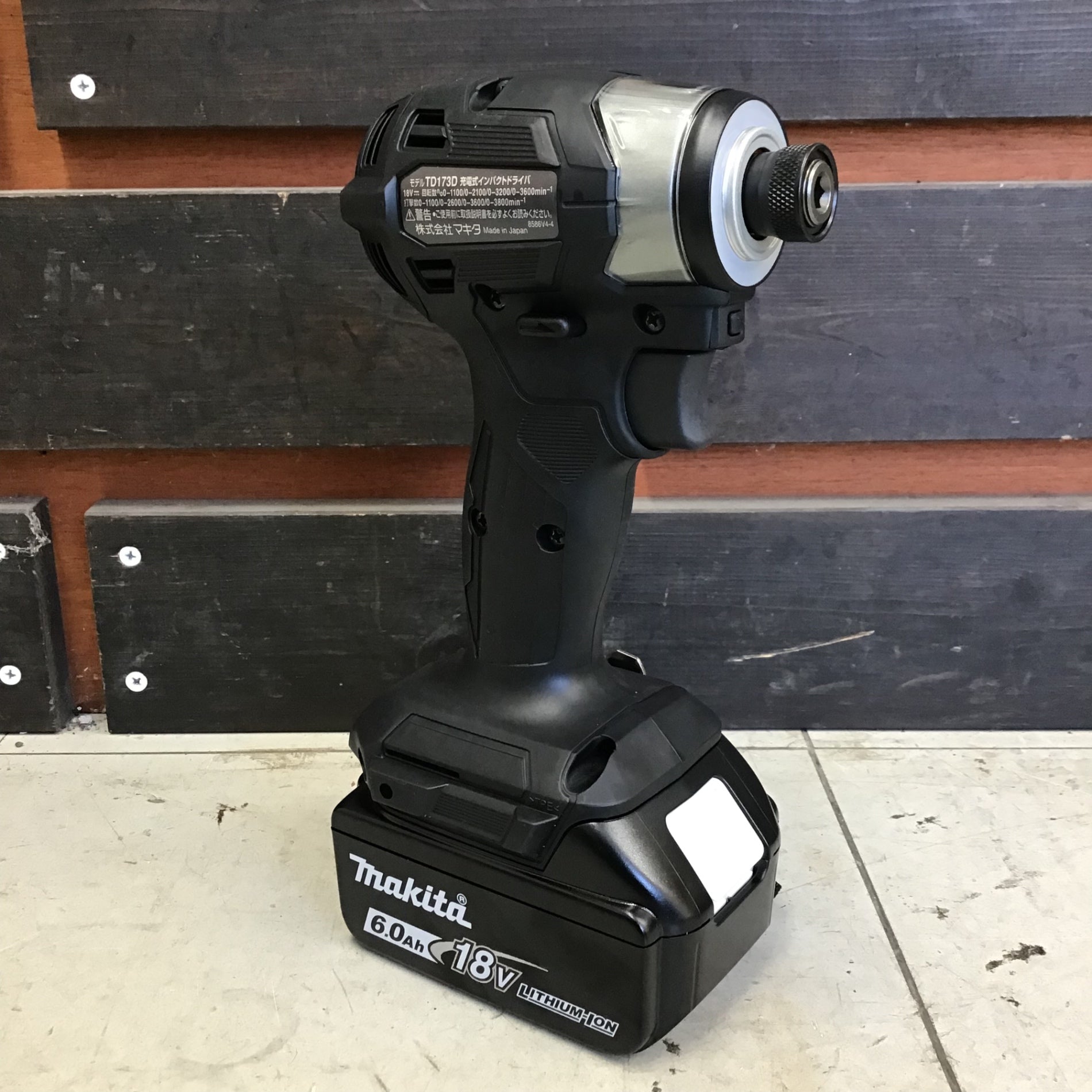 中古美品】 マキタ/makita コードレスインパクトドライバー TD173DRGXB