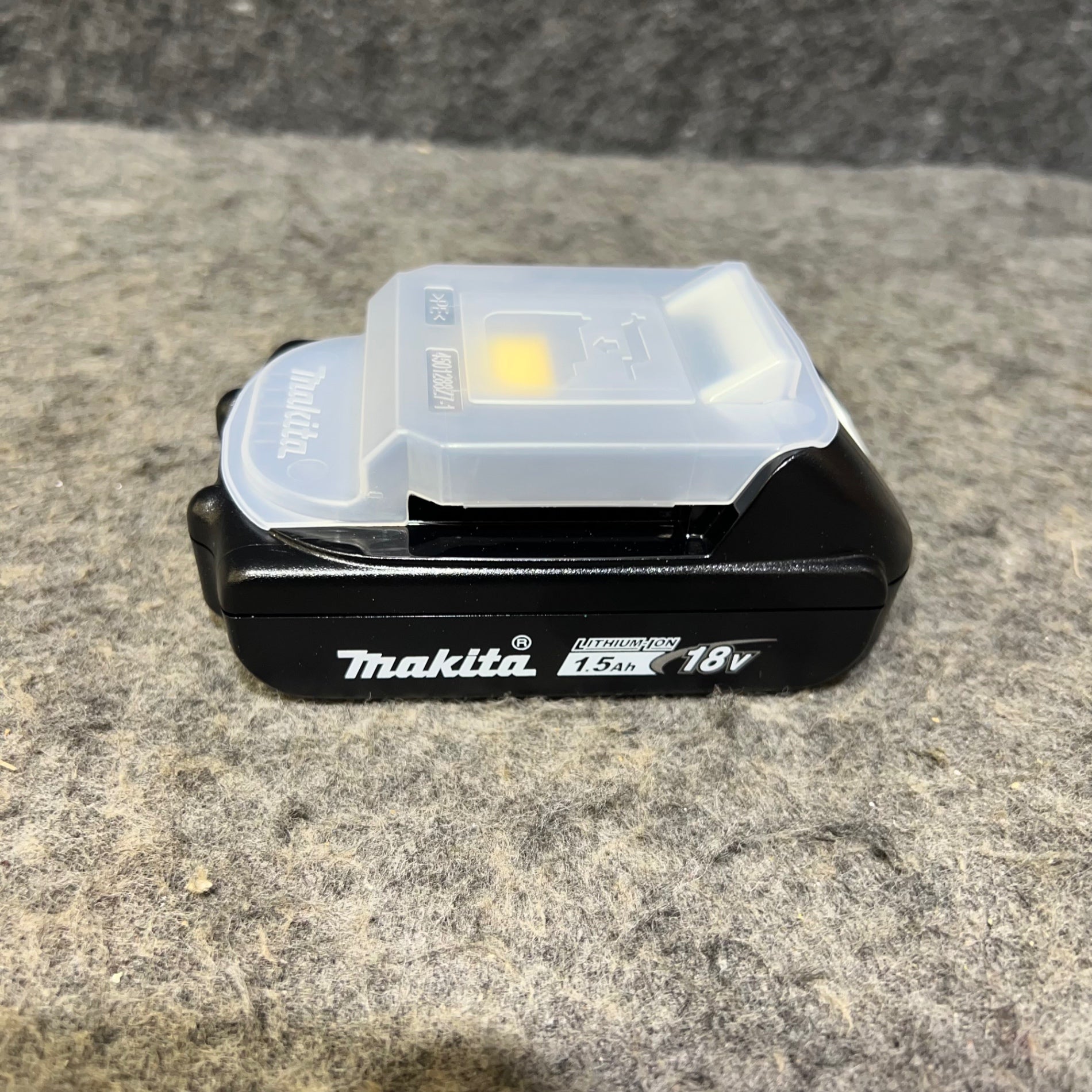 新品 マキタ 18V-1.5Ah　リチウムイオンバッテリ　BL1815N マキタ リチウムイオンバッテリー[18V]・BL1830B・BL1840・BL1850