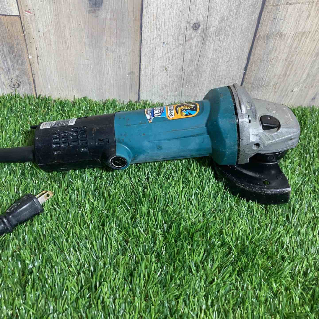 ☆マキタ(makita) 100mmディスクグラインダ 9533BL【戸田店】