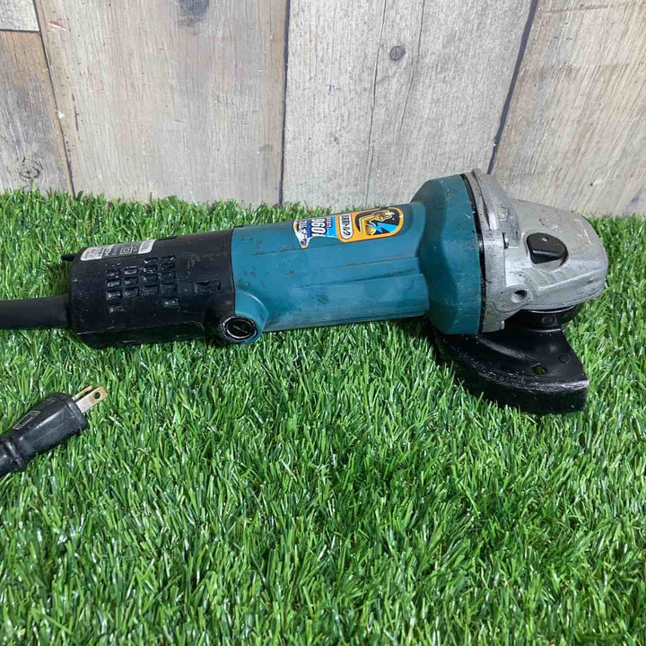 ☆マキタ(makita) 100mmディスクグラインダ 9533BL【戸田店】