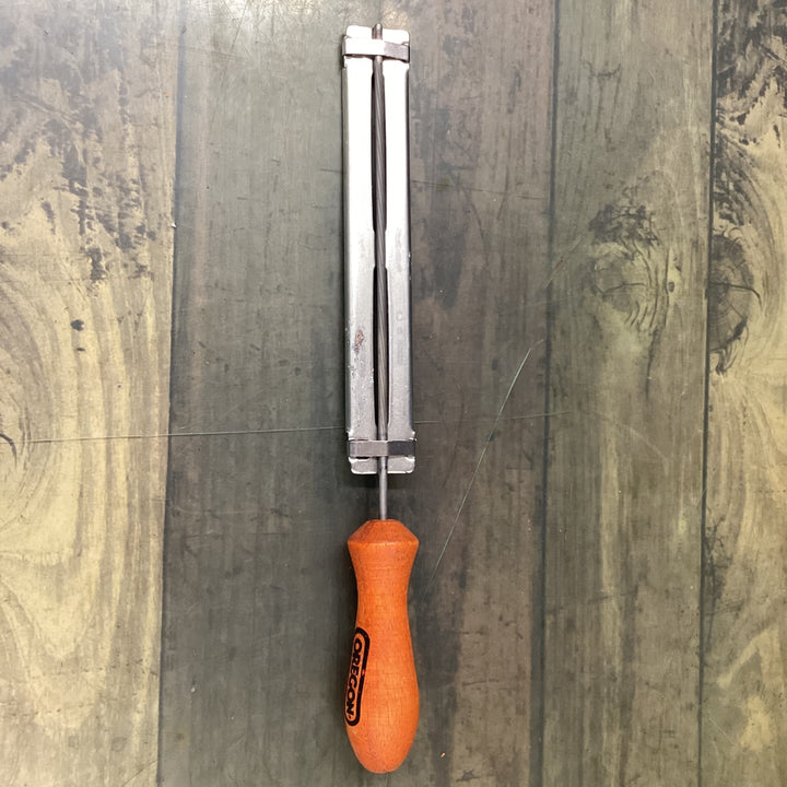 〇 リョービ(RYOBI) チェンソー CS-3605 616401A 【東大和店】