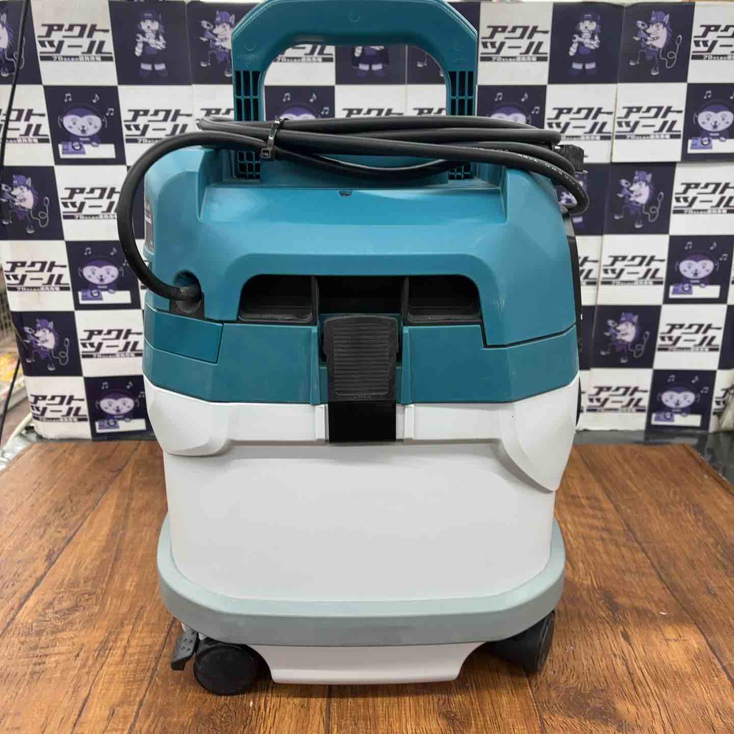 中古品】マキタ(makita) 集じん機 乾湿両用 VC1500【所沢店】 – アクト 中古品】マキタ(makita) 集じん機 乾湿両用 VC1500【所沢店】 – アクト