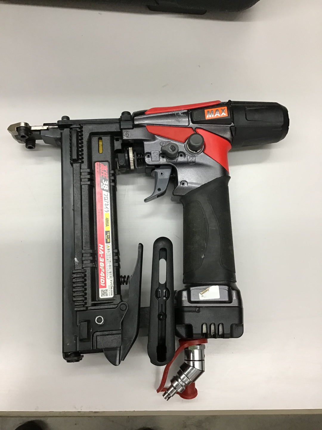 【中古品】★マックス(MAX) 高圧フロアタッカー HA-38F4(D) 【戸田店】