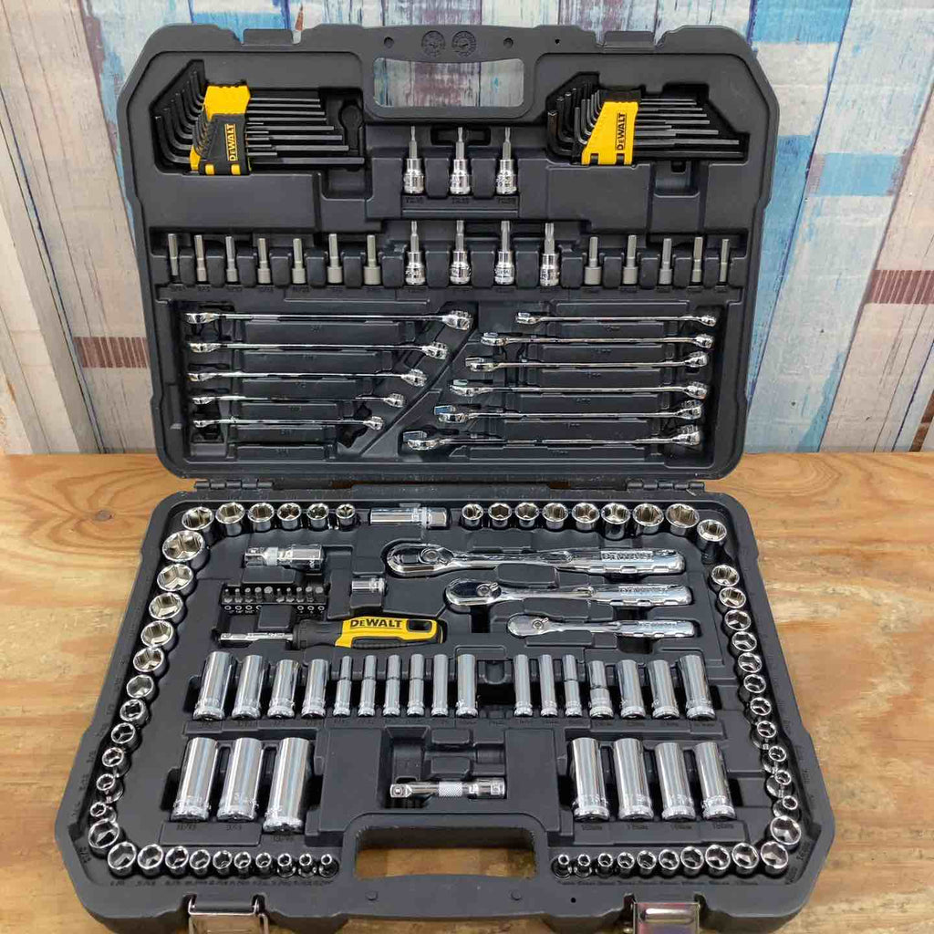 【SALE】デウォルト☆DEWALT 工具セット 173 クロームメッキ 楽天市場】173ピース デウォルト 工具セット メカニックツール