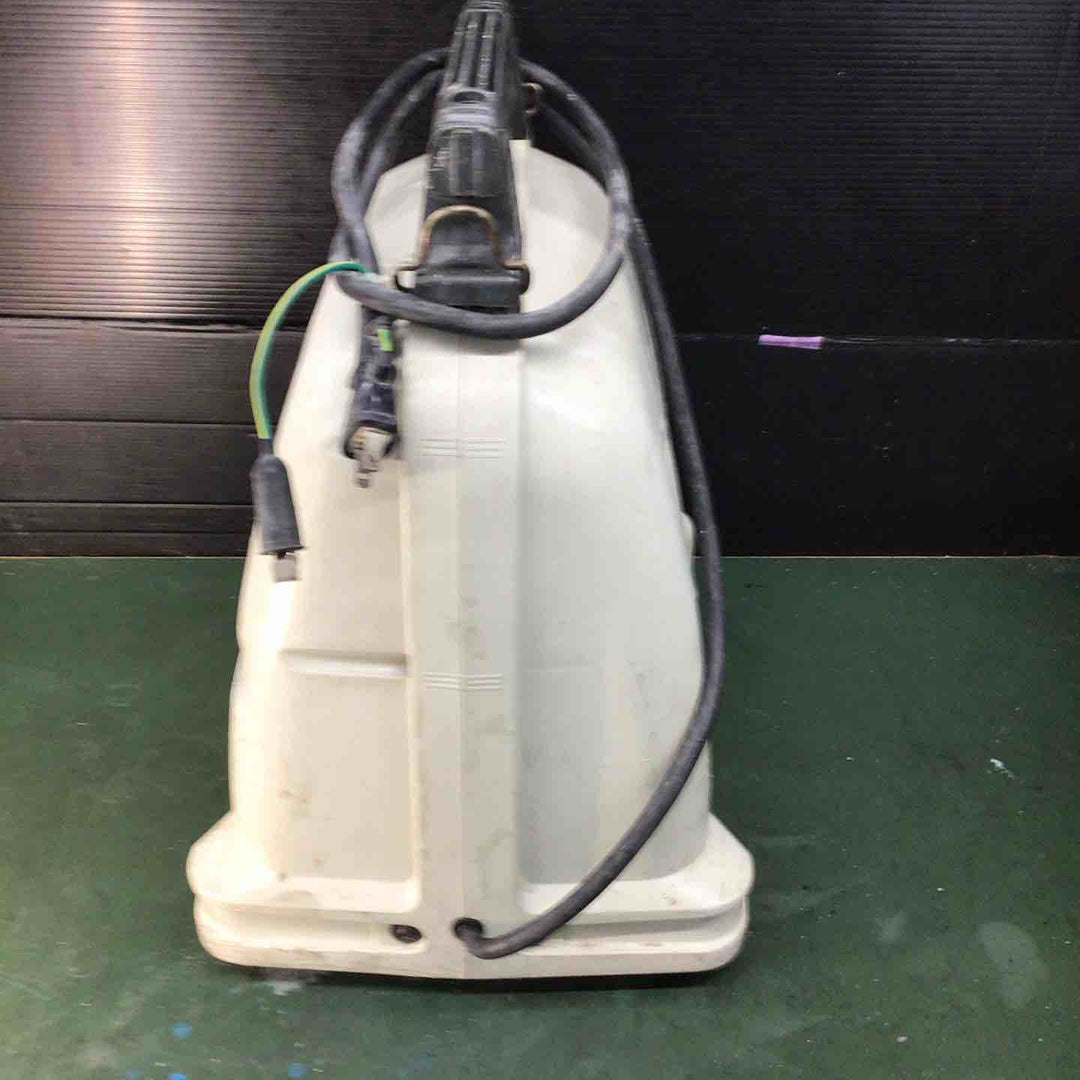★マキタ(makita) エアコンプレッサー AC700【戸田店】