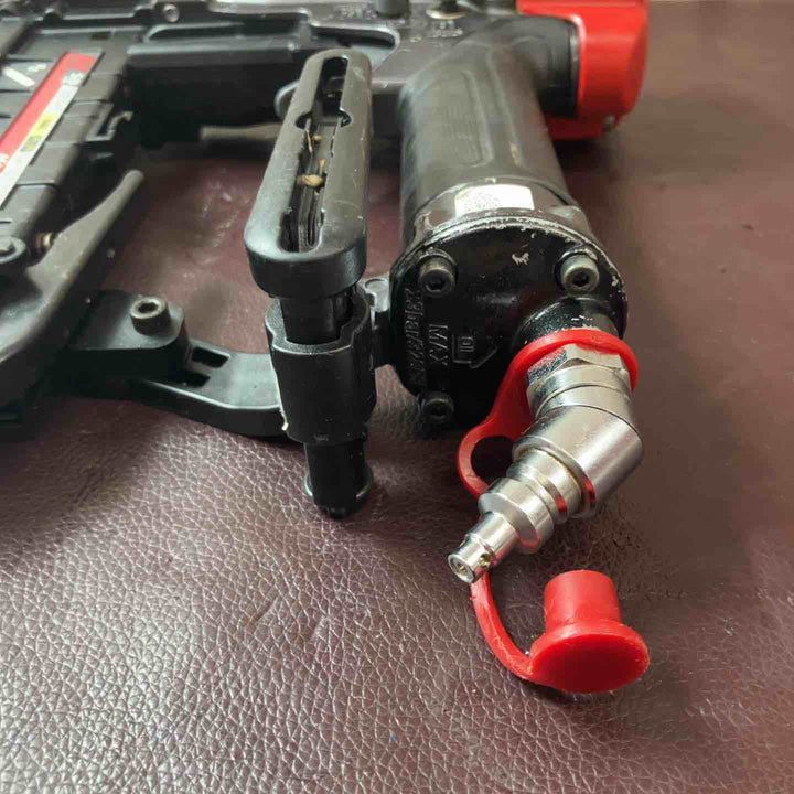 【中古品】 マックス(MAX) 高圧フロアタッカ HA-50F3(D) 50mm 【東大和店】