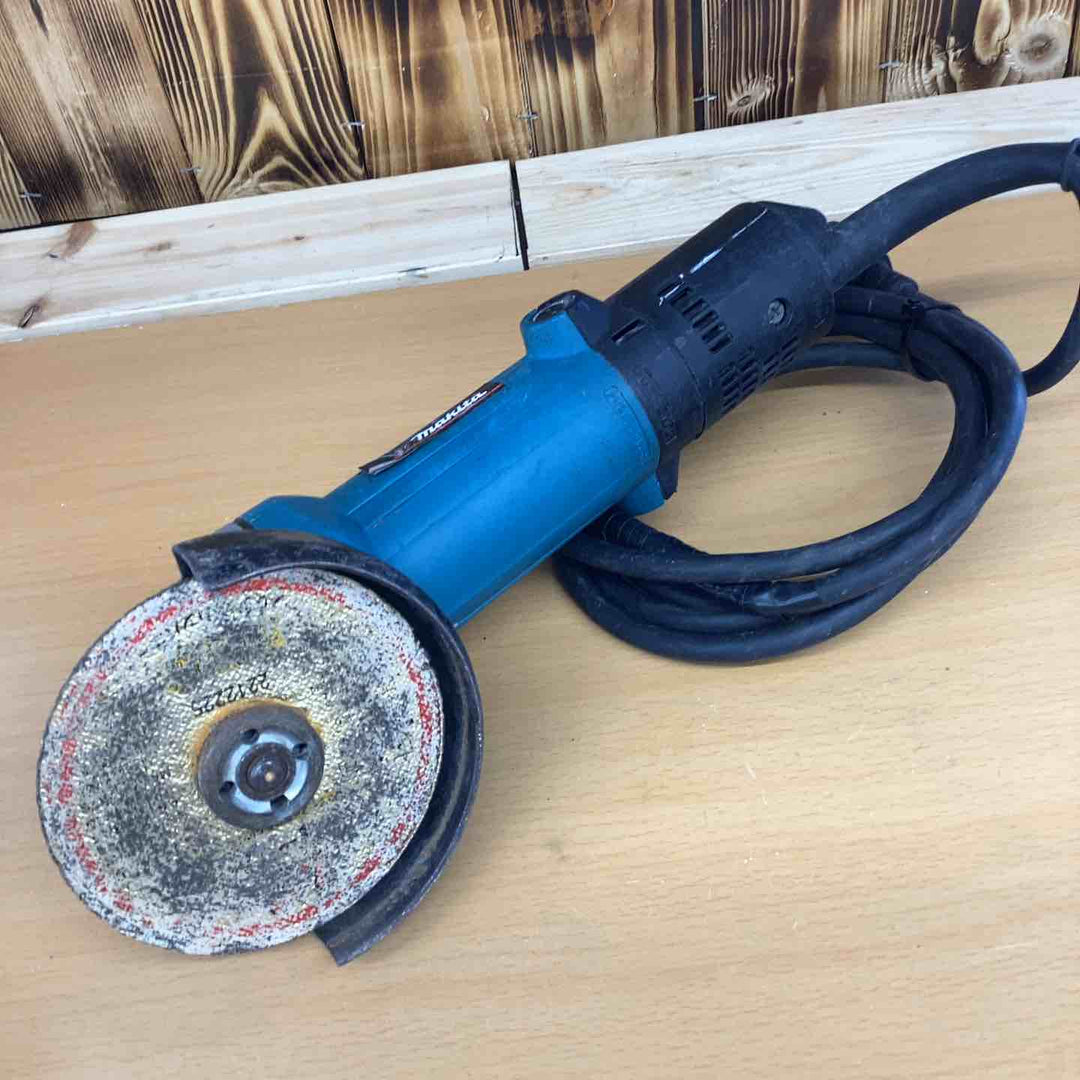 ☆マキタ(makita) 100mmディスクグラインダ 9533B【越谷店】