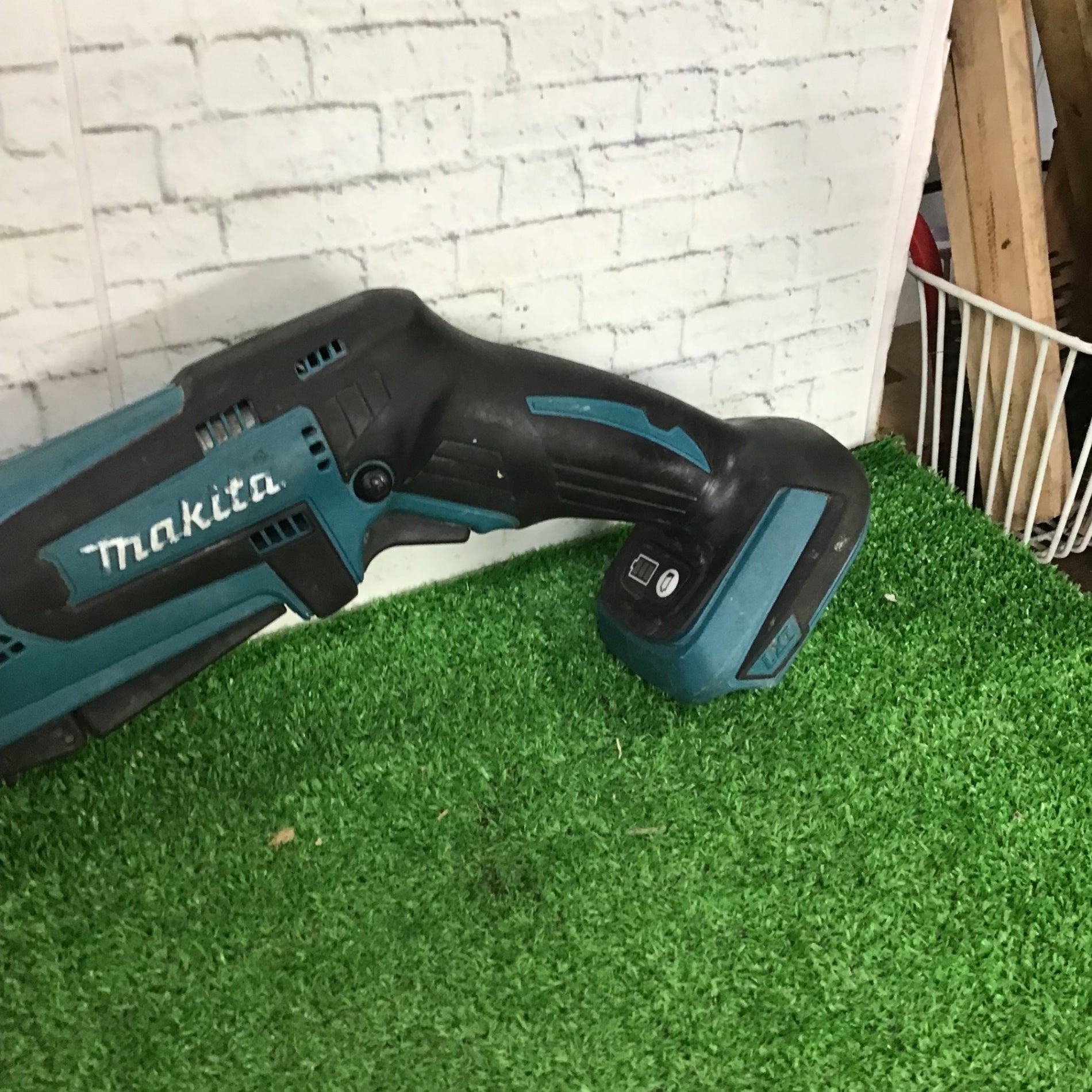 ☆マキタ(makita) コードレスレシプロソー JR184DZ【町田店】 – アクト