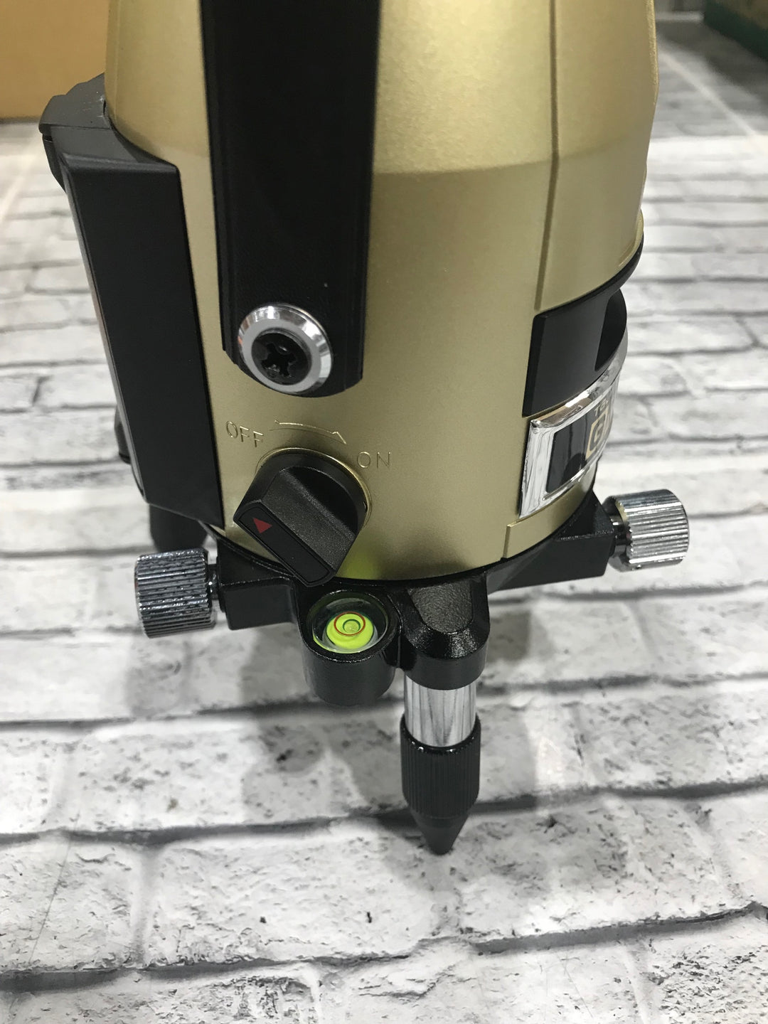〇タジマ レーザー墨出し器 GT5Zi 受光器・三脚セット 矩十字・横 GT5Z-ISET【川口店】