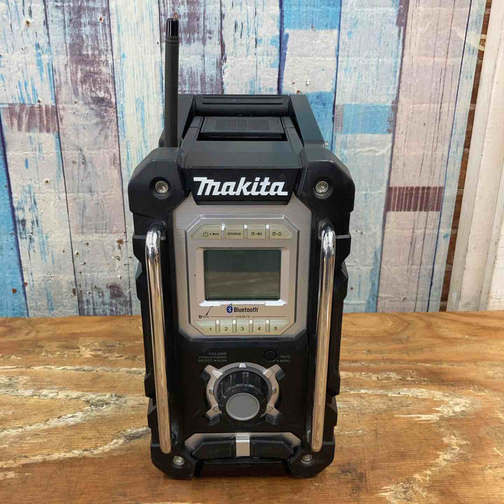 【中古品】★マキタ(makita) コードレスラジオ MR106B Bluetooth搭載 本体のみ【柏店】