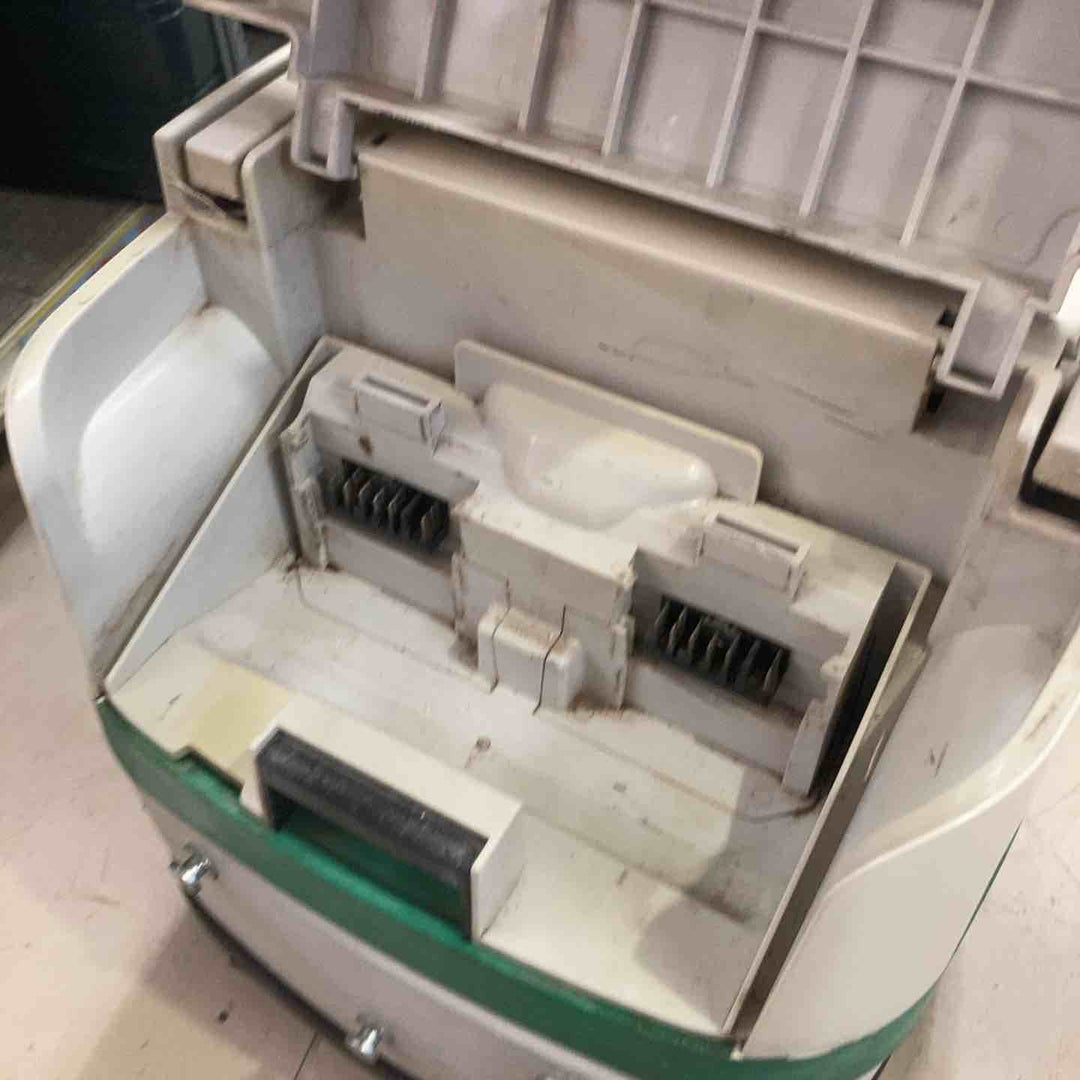 ★ハイコーキ(HIKOKI ※旧:日立工機) コードレス集じん機 乾式 RP3608DB(NN)【町田店】