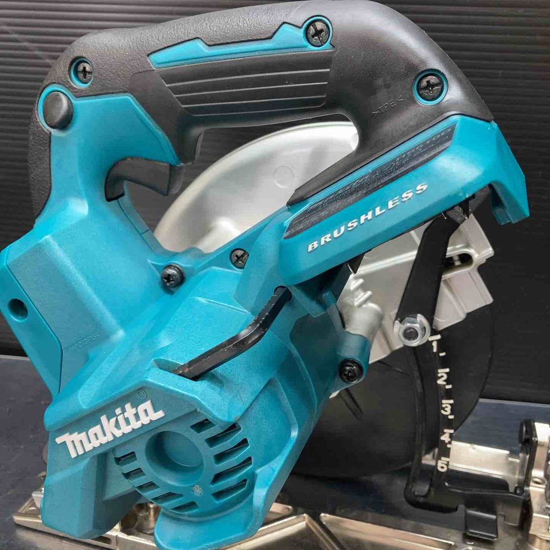 ★マキタ(makita) コードレス丸のこ HS610DRGX【川越店】