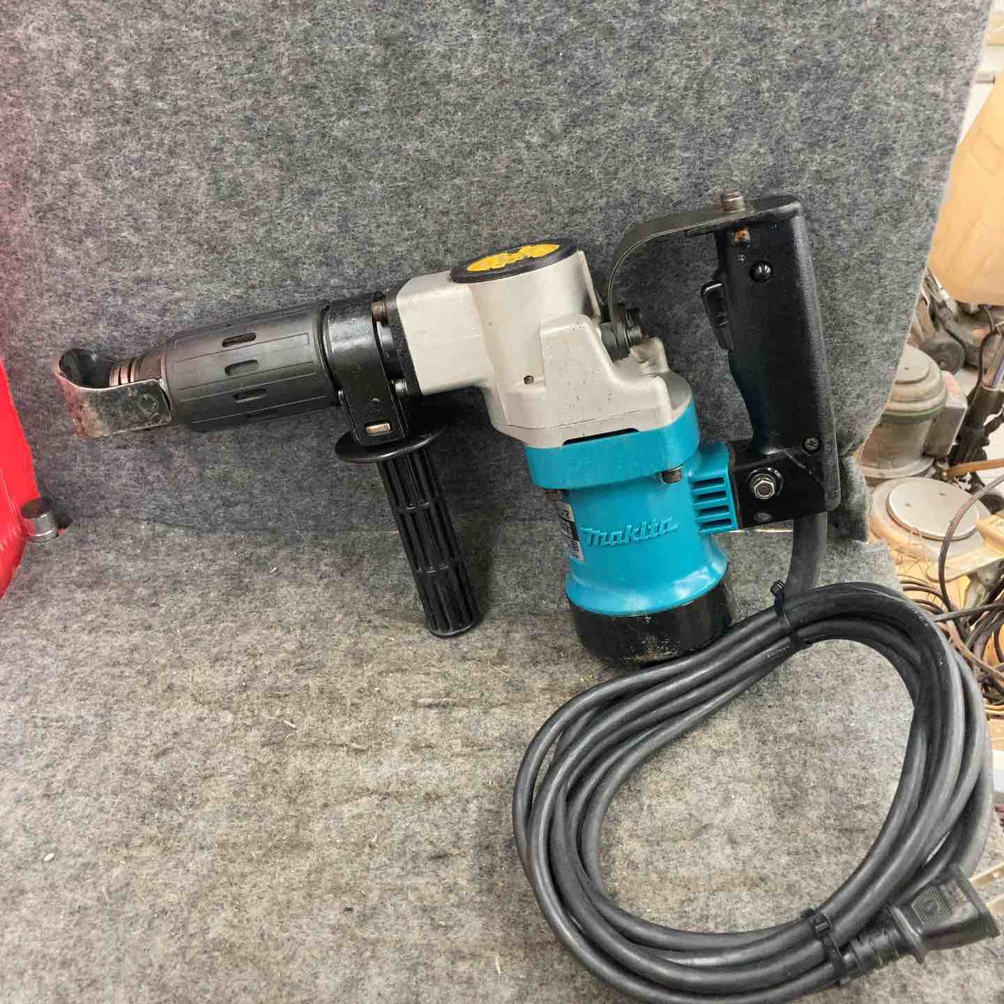★マキタ(makita) 電動ハンマ HM0810【鴻巣店】 ☆マキタ(makita) 電動ハンマ HM0810【鴻巣店】 – アクトツール