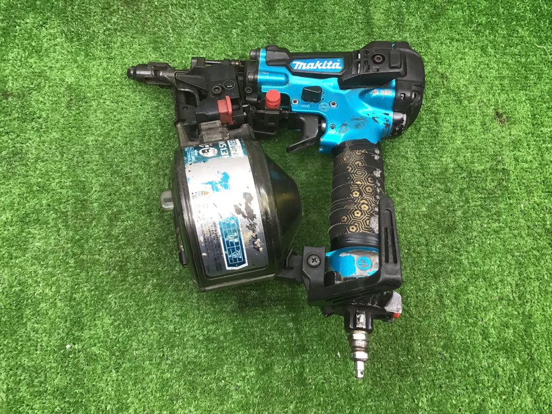 ★マキタ(makita) 高圧エア釘打ち機 AN513HM【富山店】◆C