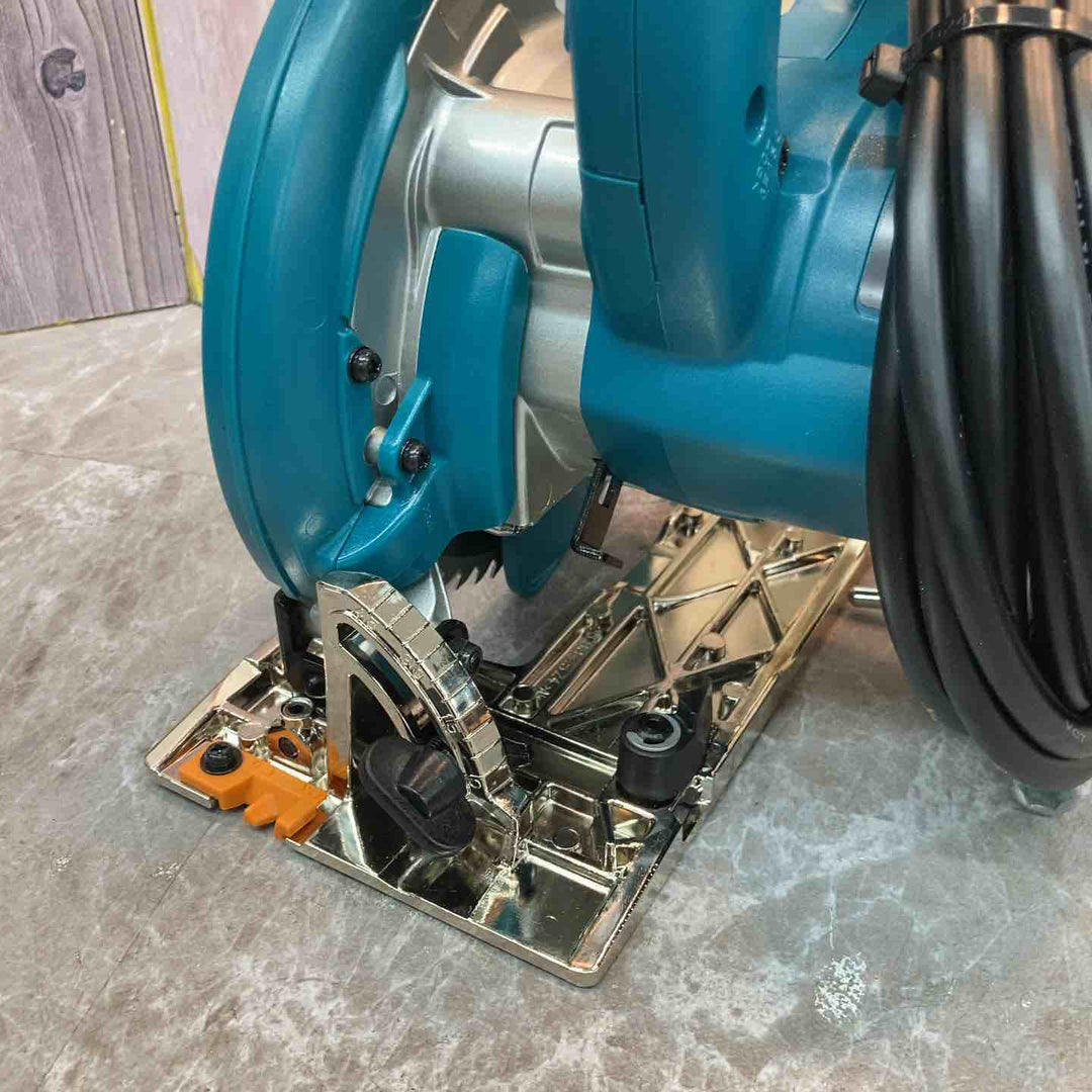 ★マキタ(makita) 電気マルノコ 5637BA【八潮店】