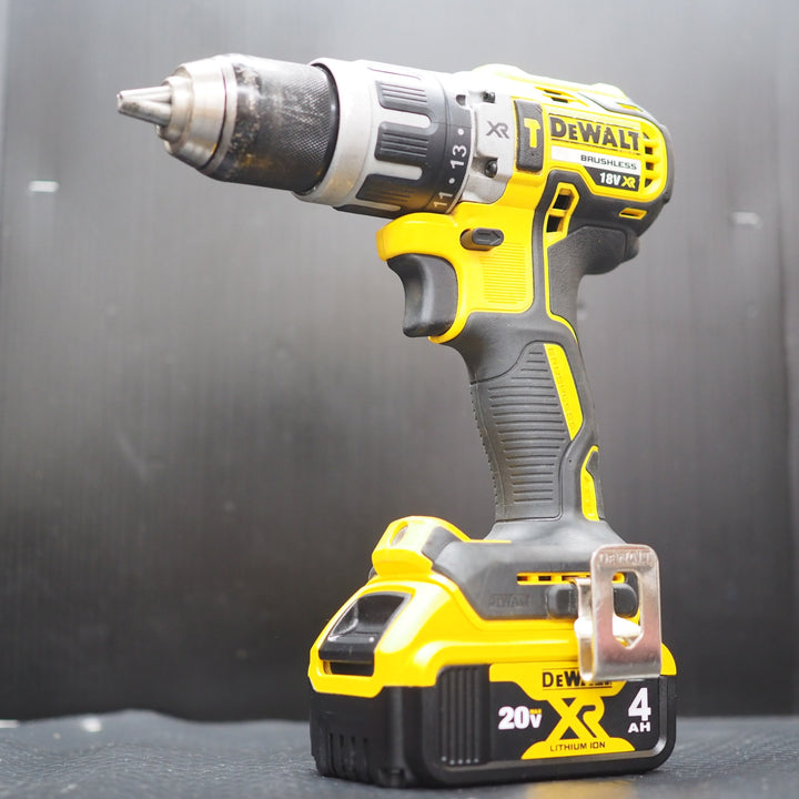 【中古品】DEWALT/デウォルト 18Vブラシレス振動ドリル　DCD796M2-JP【鴻巣店】