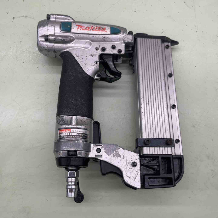 makita AF351 常圧 35mm ピンカッタ エアタッカー 動作確認済【草加店】