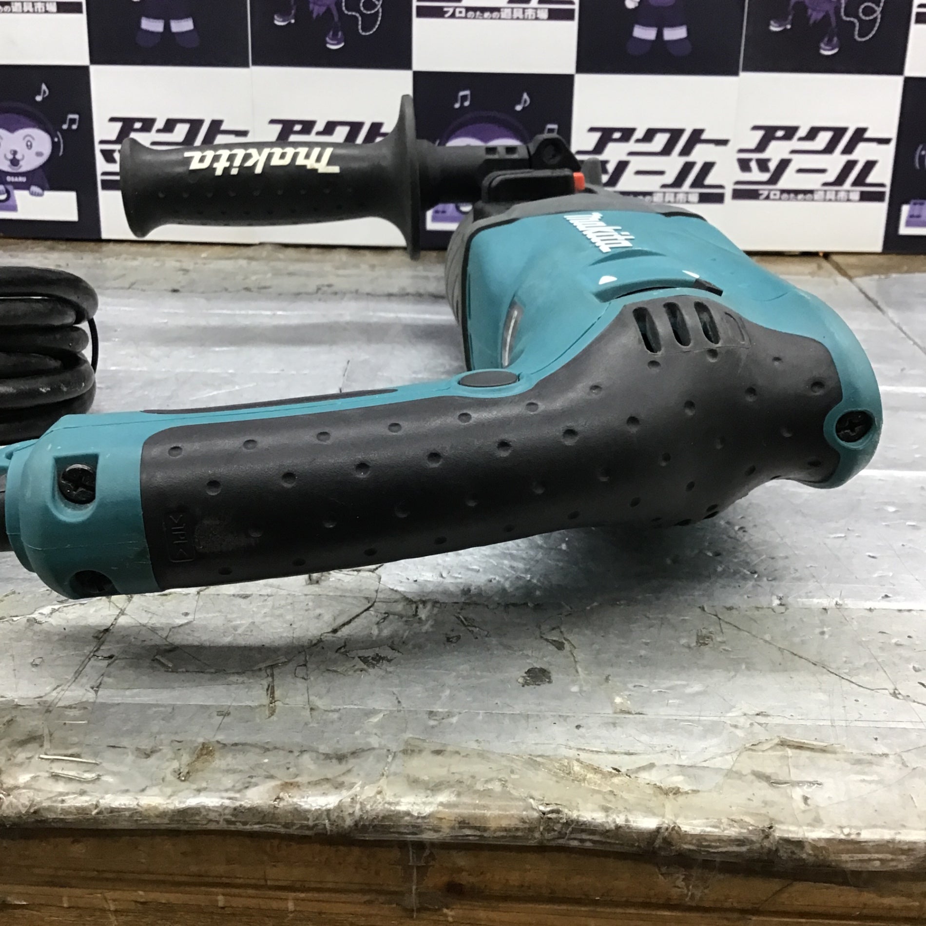 中古品●makitaハンマドリルHR2470F●J●ITQG4DUSR9JW 中古品】 マキタ(makita) ハンマドリル HR2470F 【東大和店】 – アクト