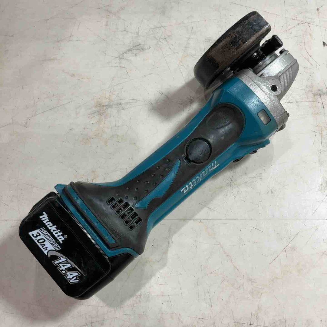 ☆マキタ(makita) 100mmコードレスディスクグラインダー GA400DRF 14.4V 動作確認済み【川口店】
