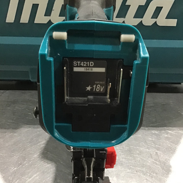 ★マキタ(makita) コードレスタッカー ST421DZK【川口店】