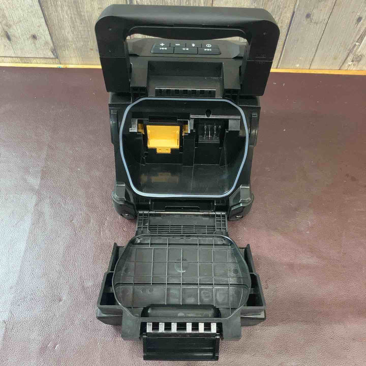 【中古美品】マキタ(makita) コードレススピーカー MR200B ACケーブル付属【東大和店】