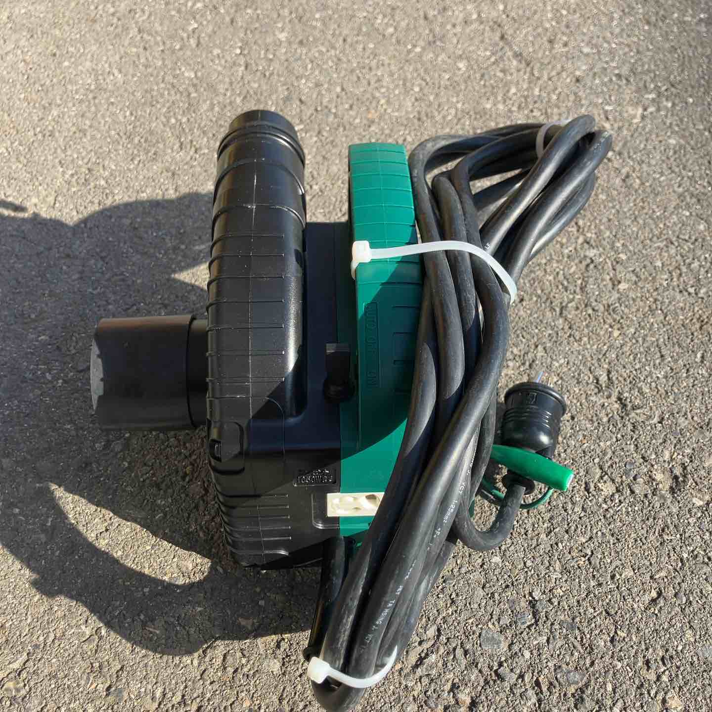 【中古品】 ハイコーキ/HIKOKI 乾式小型集じん機・R30Y3 【桶川店】 中古品】 ハイコーキ/HIKOKI 乾式小型集じん機・R30Y3 【桶川店