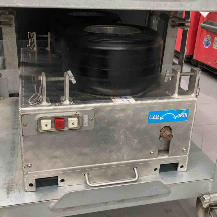 【店頭受取り限定】▼メーカー不明200V ケーブル中間送り機 TK-20003台セット+インバーター制御盤+コントローラー 通電のみ確認【戸田店】