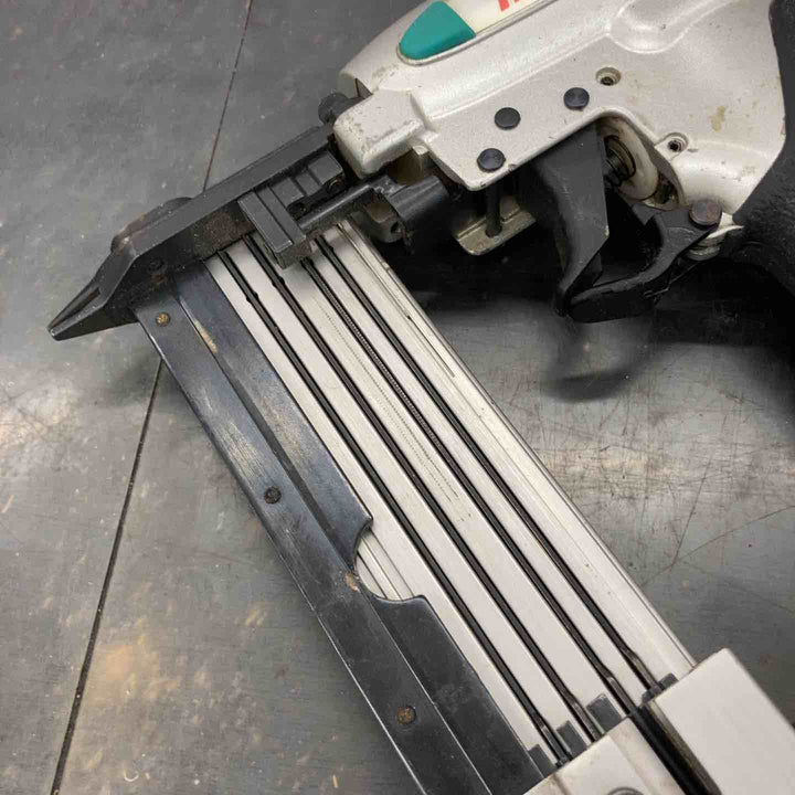 【中古品】マキタ(makita) 常圧ピンネイラ AF351【所沢店】