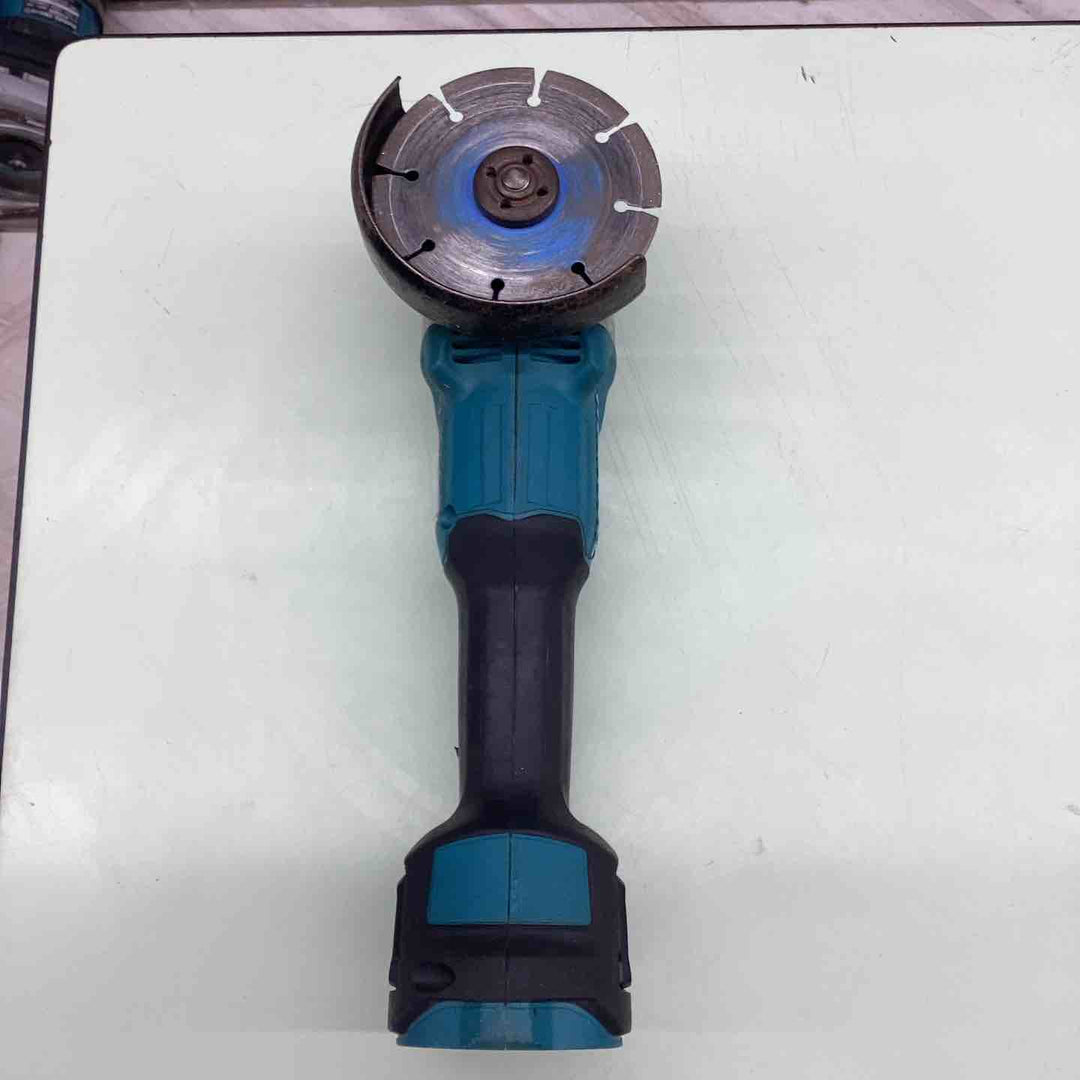◇マキタ(makita) 100mm コードレスディスクグラインダ GA403DZN (AG403DN)【越谷店】